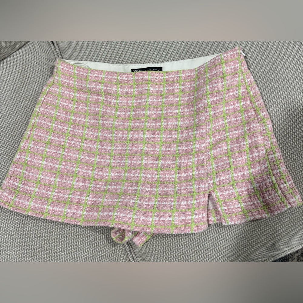 Zara pink and green plaid textured skort